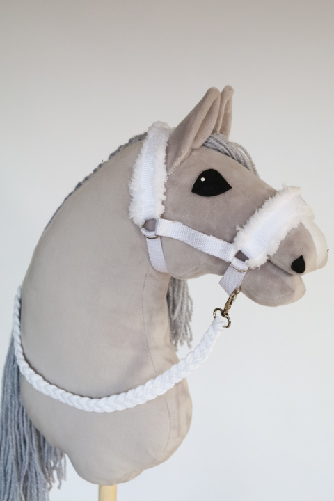 Kantar biały dla hobby horse A4 - 24 Kantar biały dla hobby horse A4 - 24
